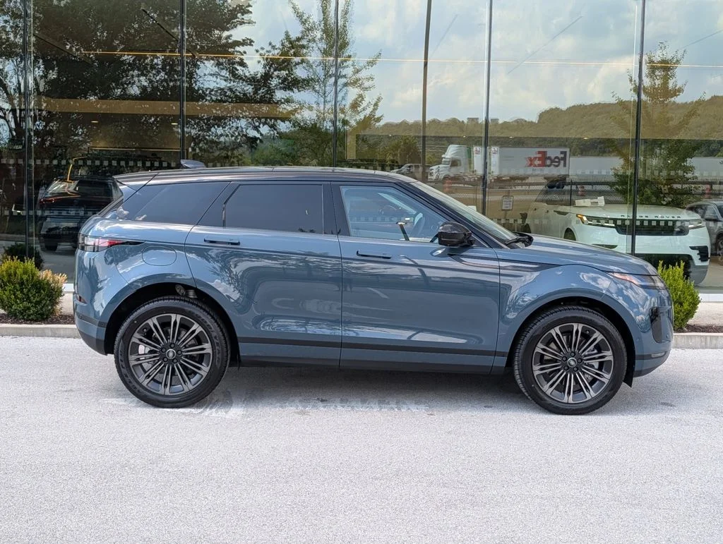 New 2026 Tribeca Blue Land Rover S image 8