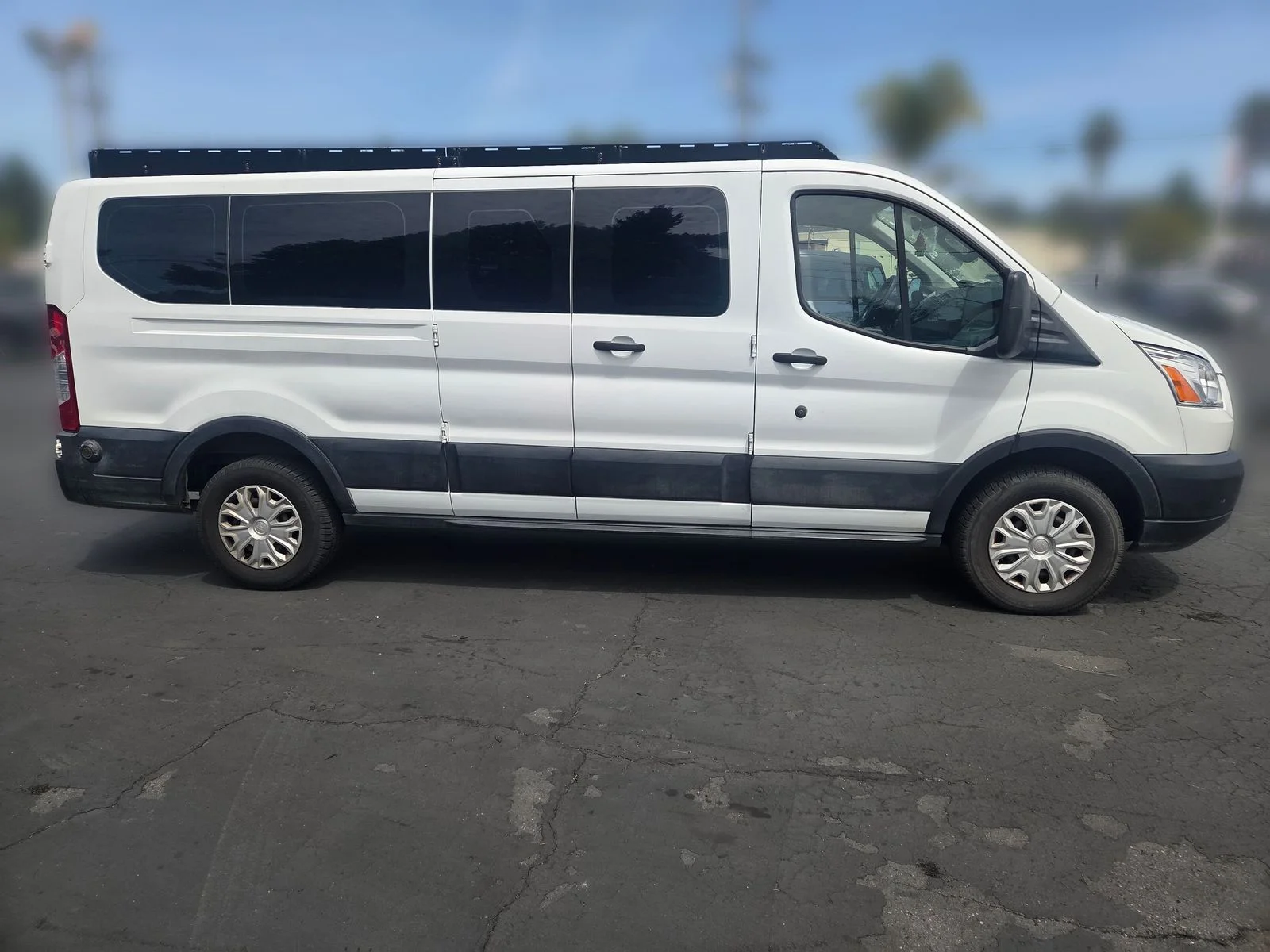 Used 2019 White Ford XLT image 6