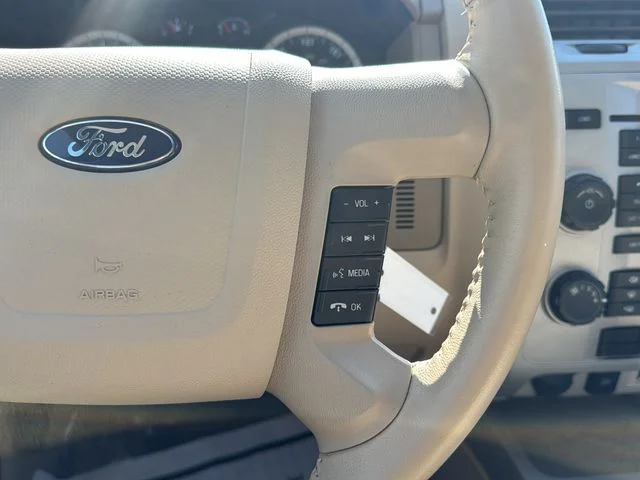 Used 2012 Gold Ford XLT image 17