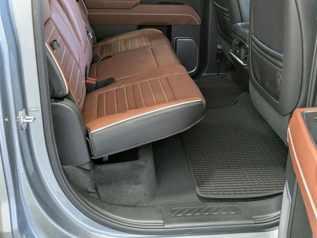 New 2026 Sterling Metallic GMC Denali Ultimate image 26