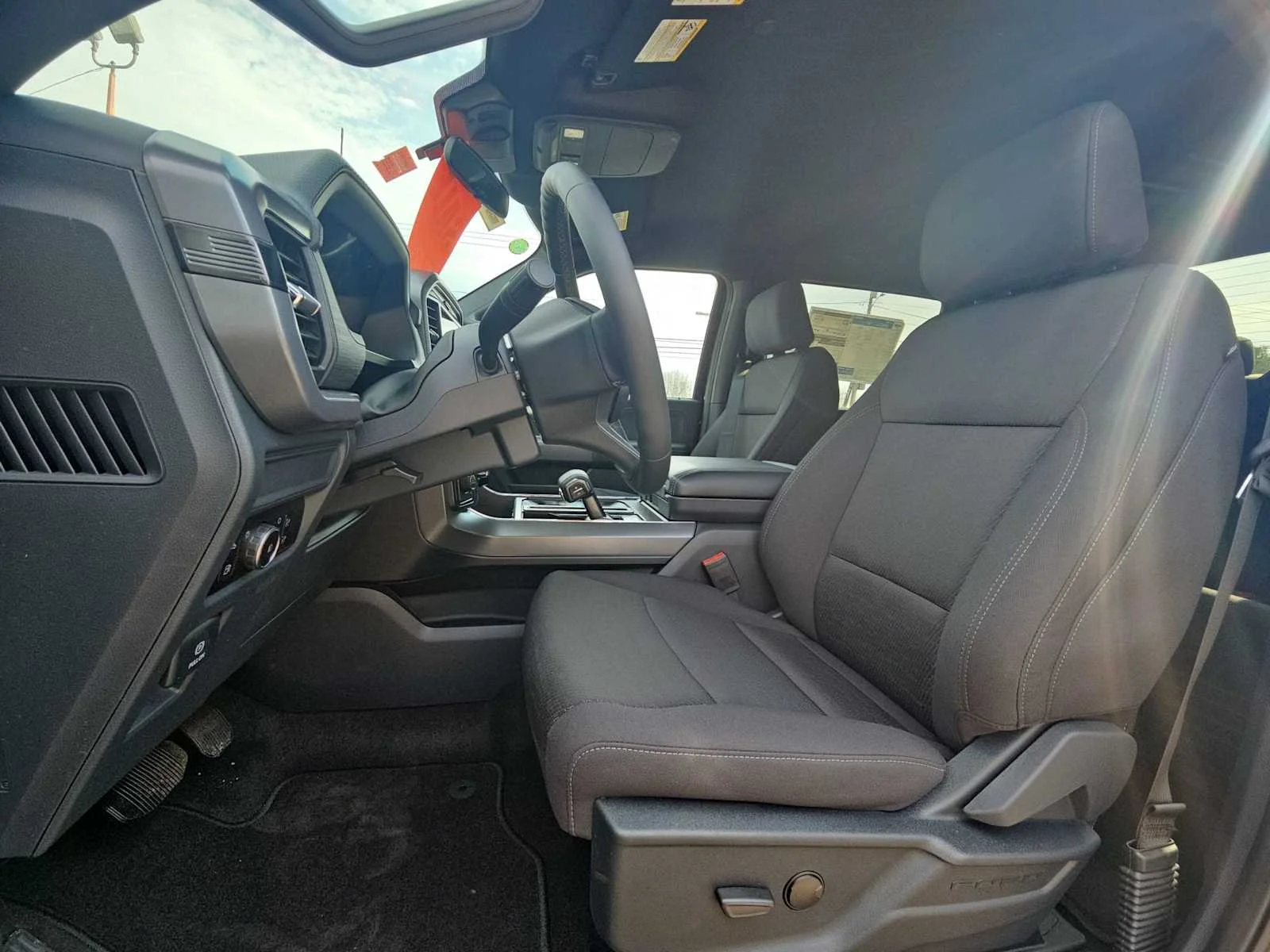 New 2026 Antimatter Blue Metallic Ford XLT image 12