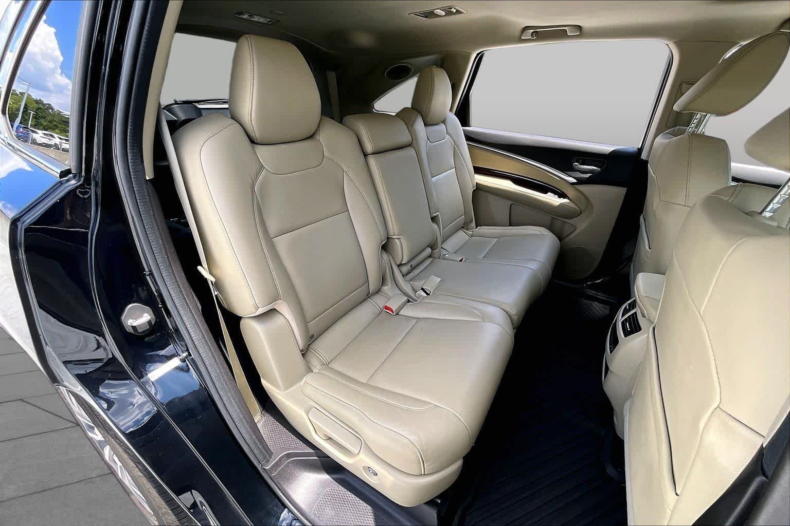 Used 2015 Crystal Black Pearl Acura Tech Pkg image 19