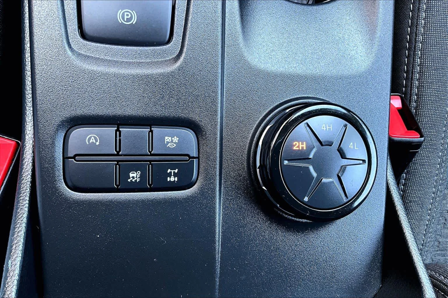 Used 2025 Shadow Black Ford XL image 34