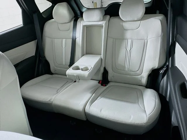 New 2026 Hyundai TUCSON SEL