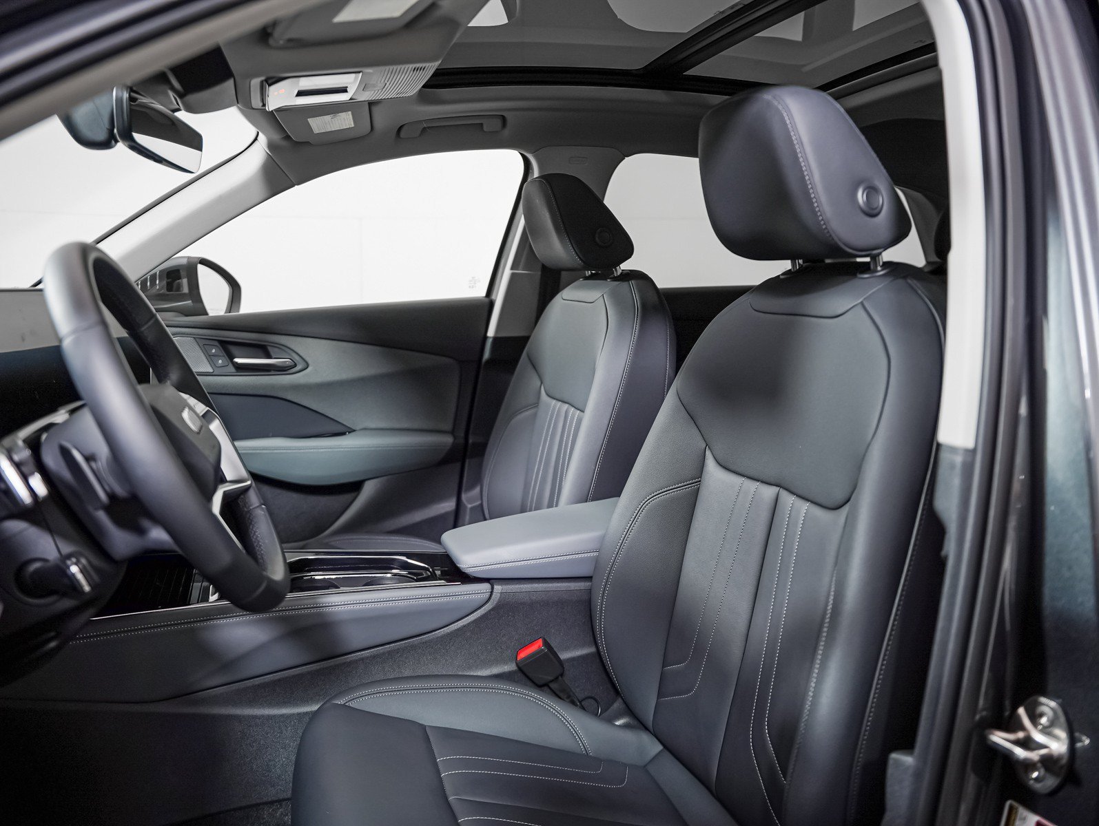Used 2026 Daytona Gray Pearl Effect Audi S line image 8