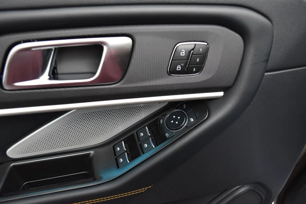 New 2026 Gray Ford Tremor image 19
