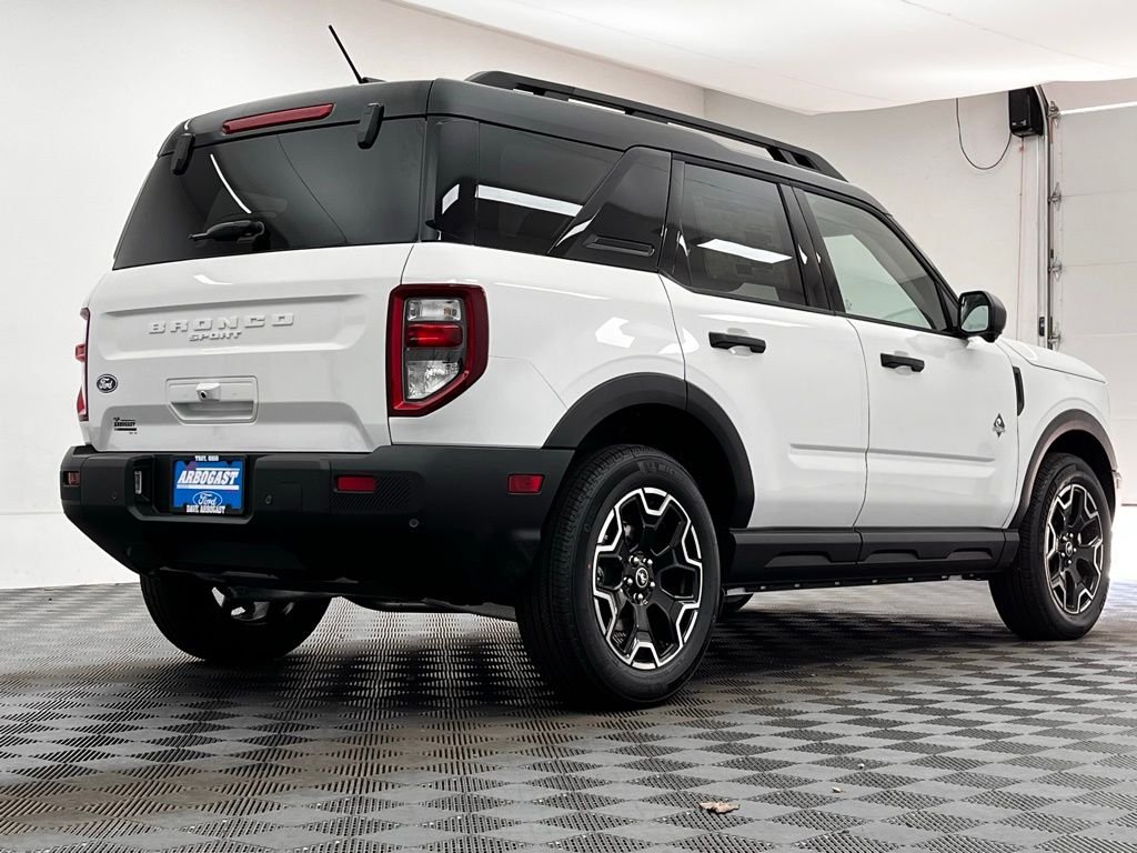 New 2026 White Ford Outer Banks image 8