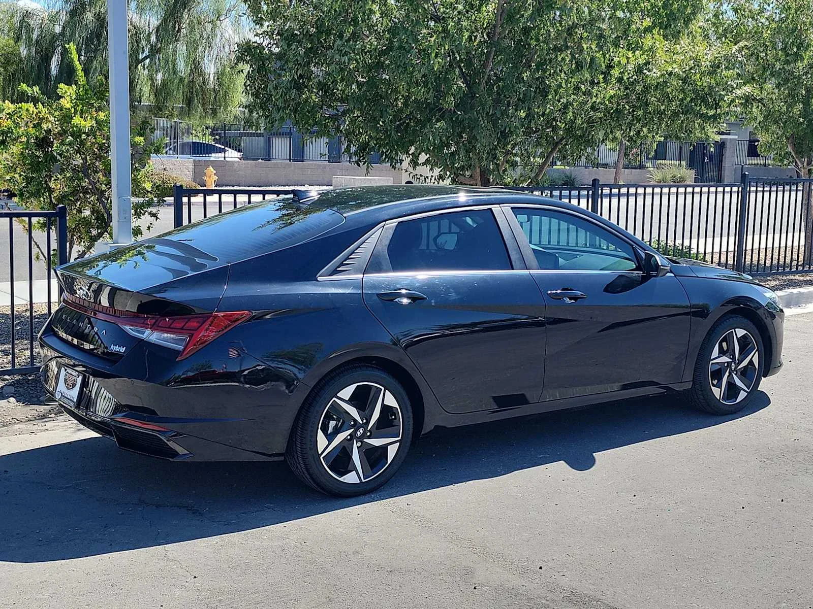 Used 2023 Onyx Black Hyundai Limited image 8