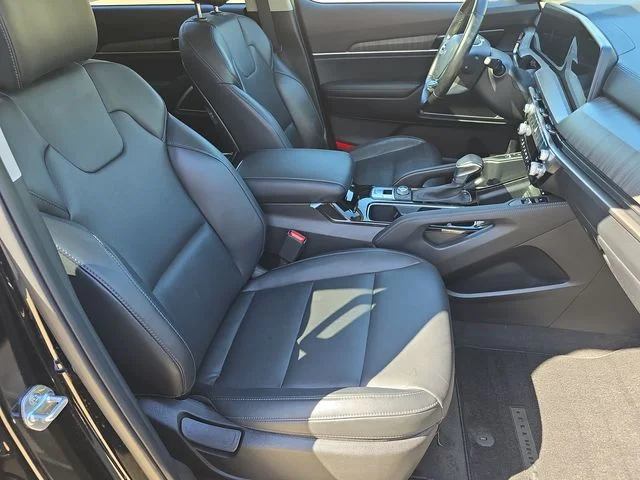 Used 2023 Ebony Black Kia EX image 38