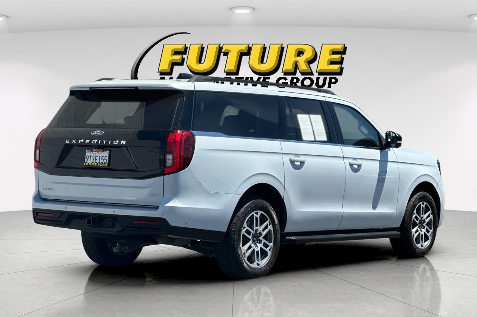 Used 2025 Silver Ford Active image 3