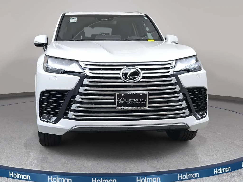 New 2026  Lexus 700h Luxury image 2