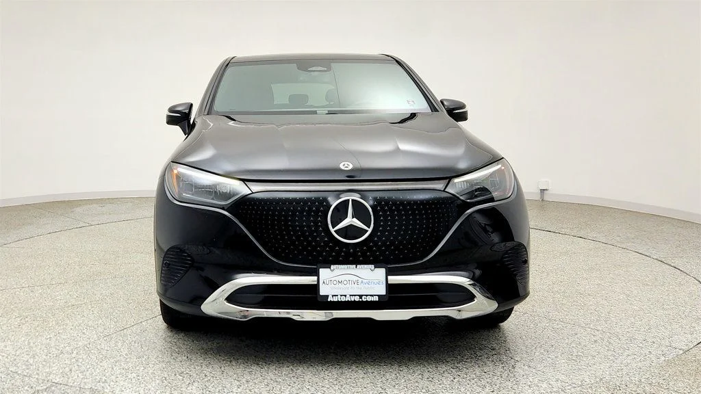 Used 2024 Obsidian Black Metallic Mercedes-Benz EQE 350 SUV 4MATIC® w/ Nappa Leather & Ventilated Seats image 2