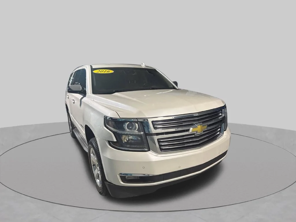 Used 2016 Pearl Chevrolet LTZ image 3