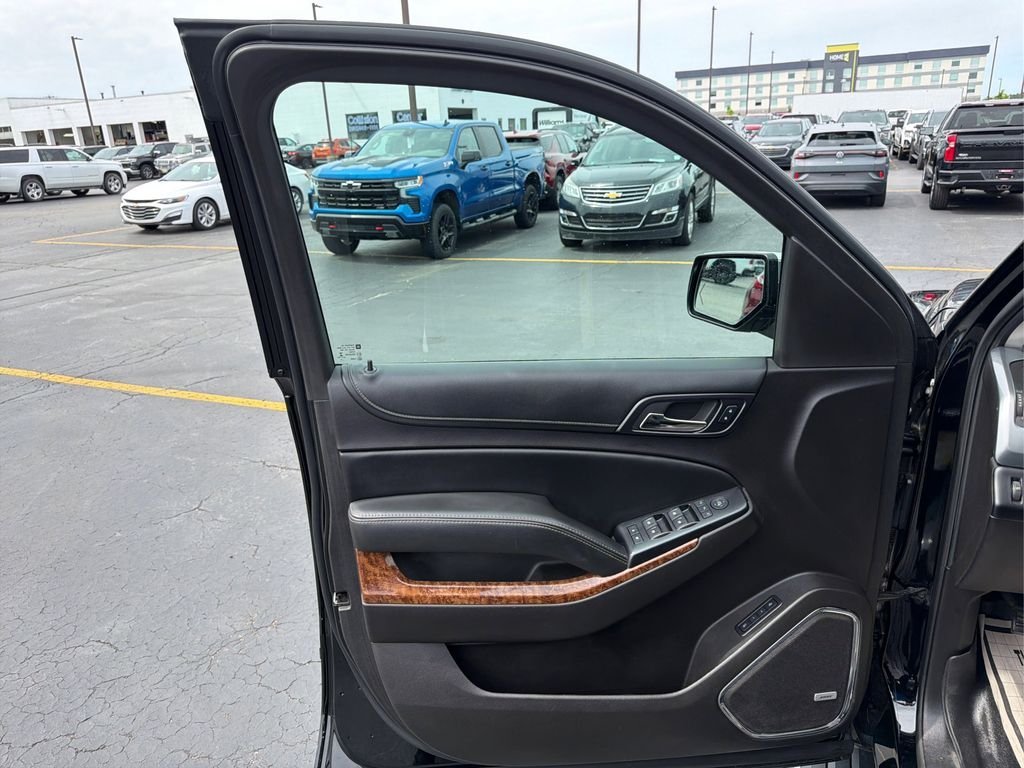 Used 2015 Black Chevrolet LTZ image 17