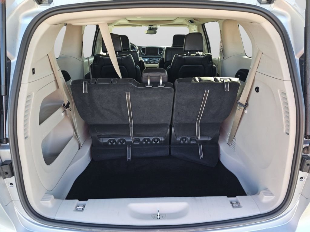 2023 Chrysler Pacifica Limited - Photo 28
