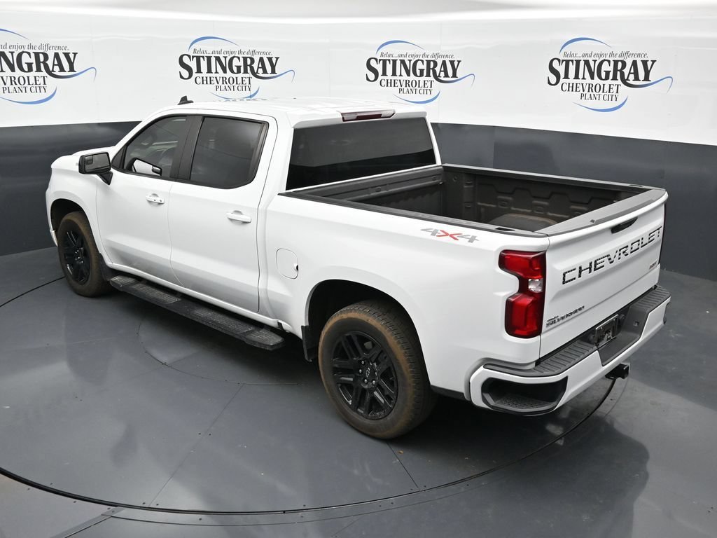 Used 2023 SUMMIT WHITE Chevrolet RST image 22