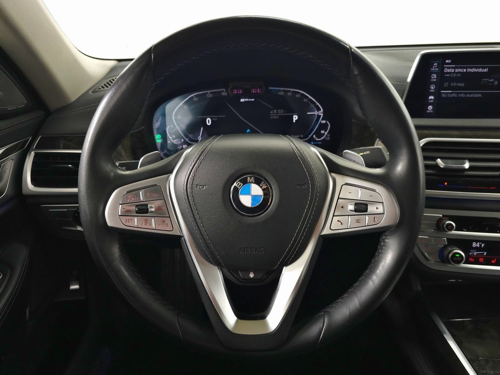 2020 BMW 745E - Image 18