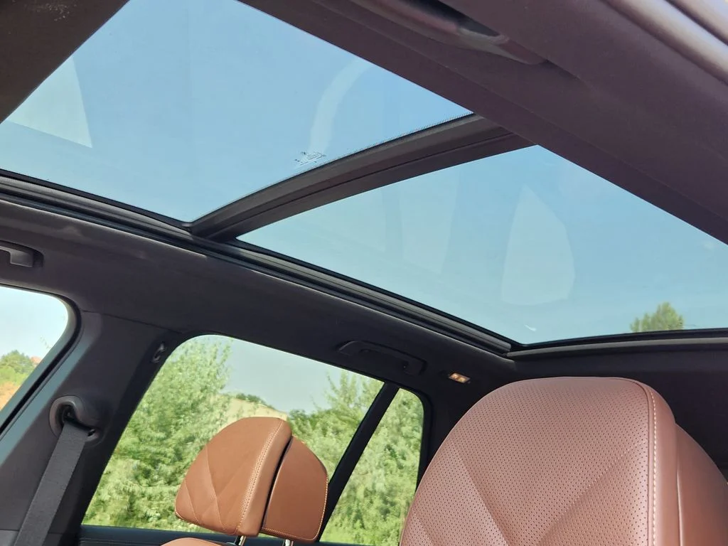 New 2026 Alpine White BMW xDrive50e image 19