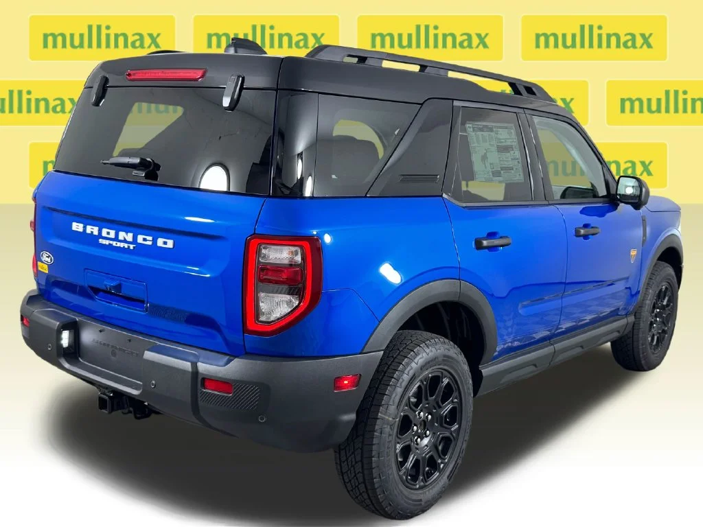 New 2026 Blue Ford Badlands image 3