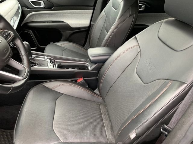 Used 2022 Black Jeep Latitude Lux image 15