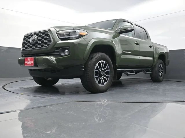 Used 2022 Green Toyota TRD Sport image 33