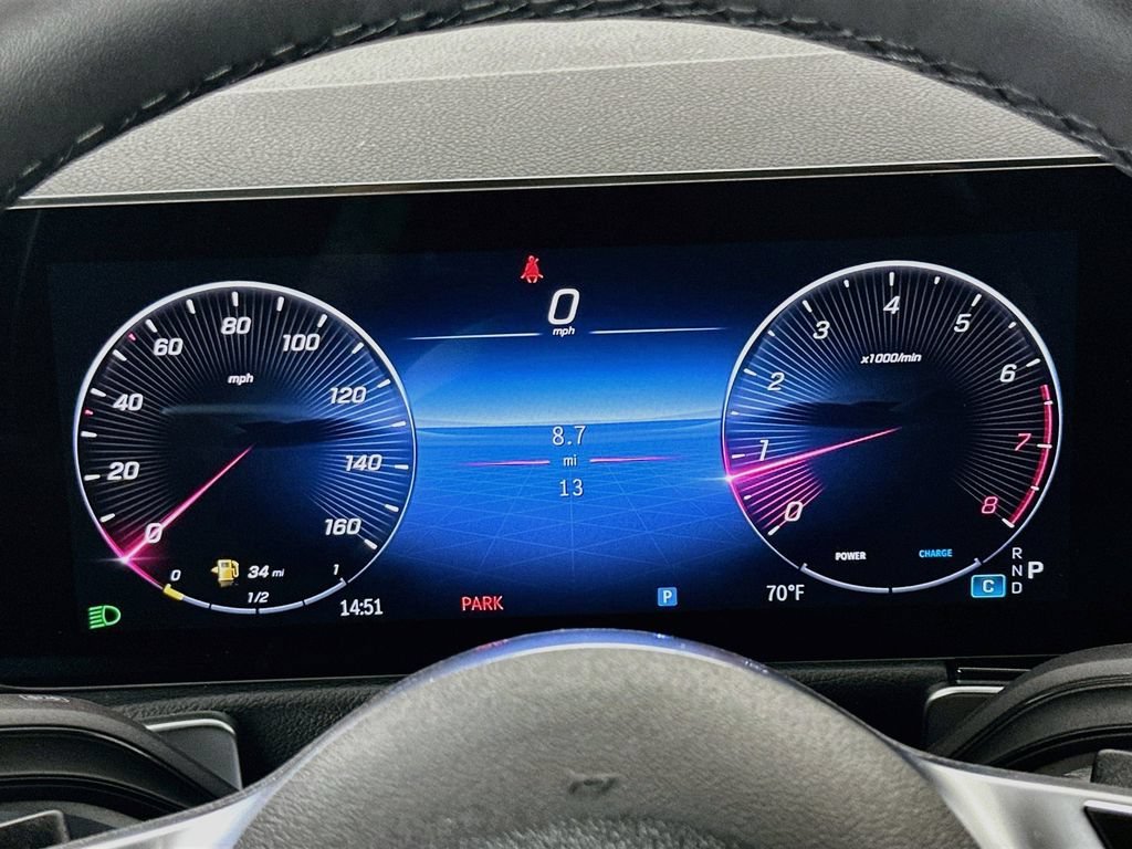 New 2026 Mountain Grey Metallic Mercedes-Benz GLB 250 image 42