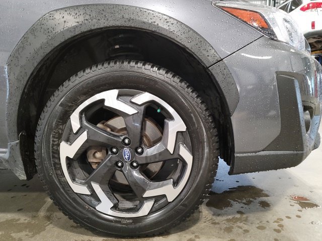 Used 2022 Gray Metallic Subaru Limited image 16
