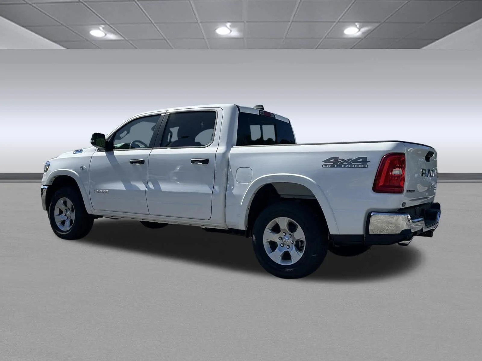 New 2026 Bright White Clear-Coat Exterior Paint RAM Big Horn image 3