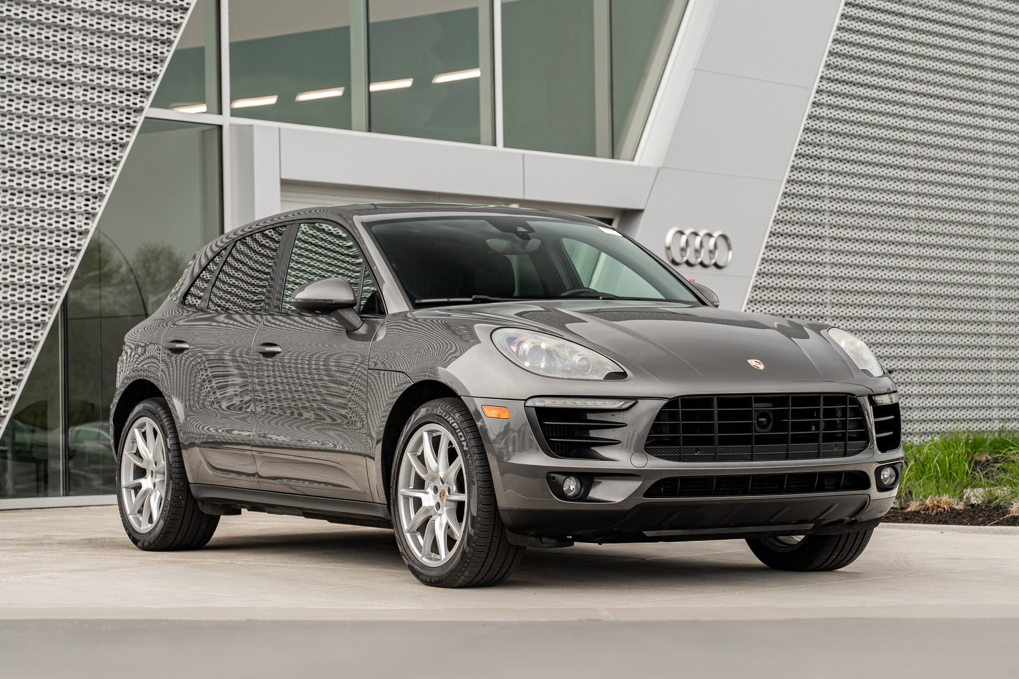 2015 Porsche Macan S