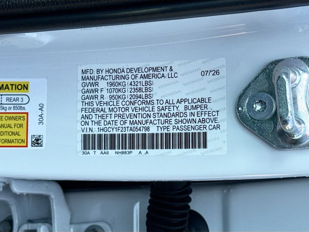 New 2026 Platinum White Pearl Honda LX image 32
