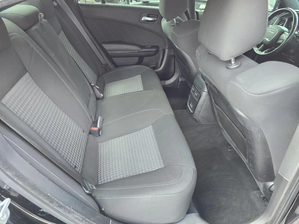 Used 2022 Pitch Black Clearcoat Dodge R/T image 23