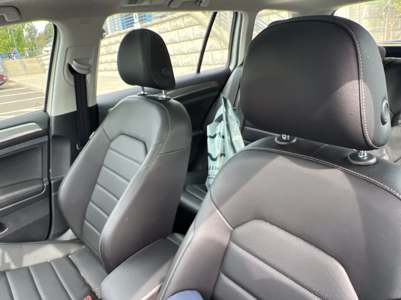 Used 2017 Pure White Volkswagen TSI SEL 4Motion image 9