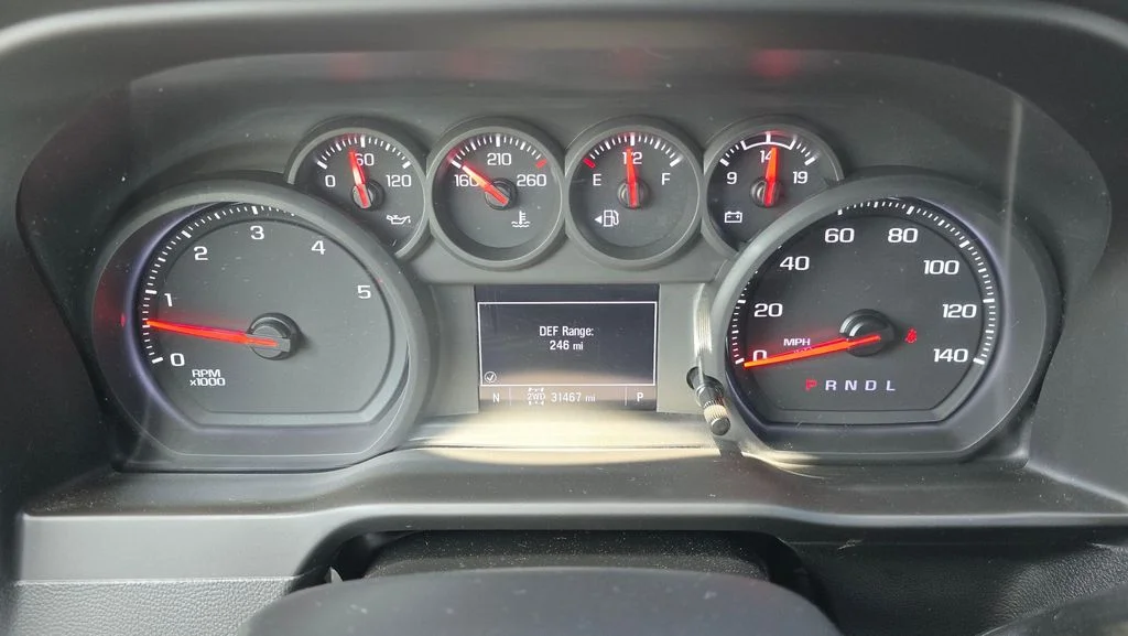 Used 2025 Summit White Chevrolet Custom image 29