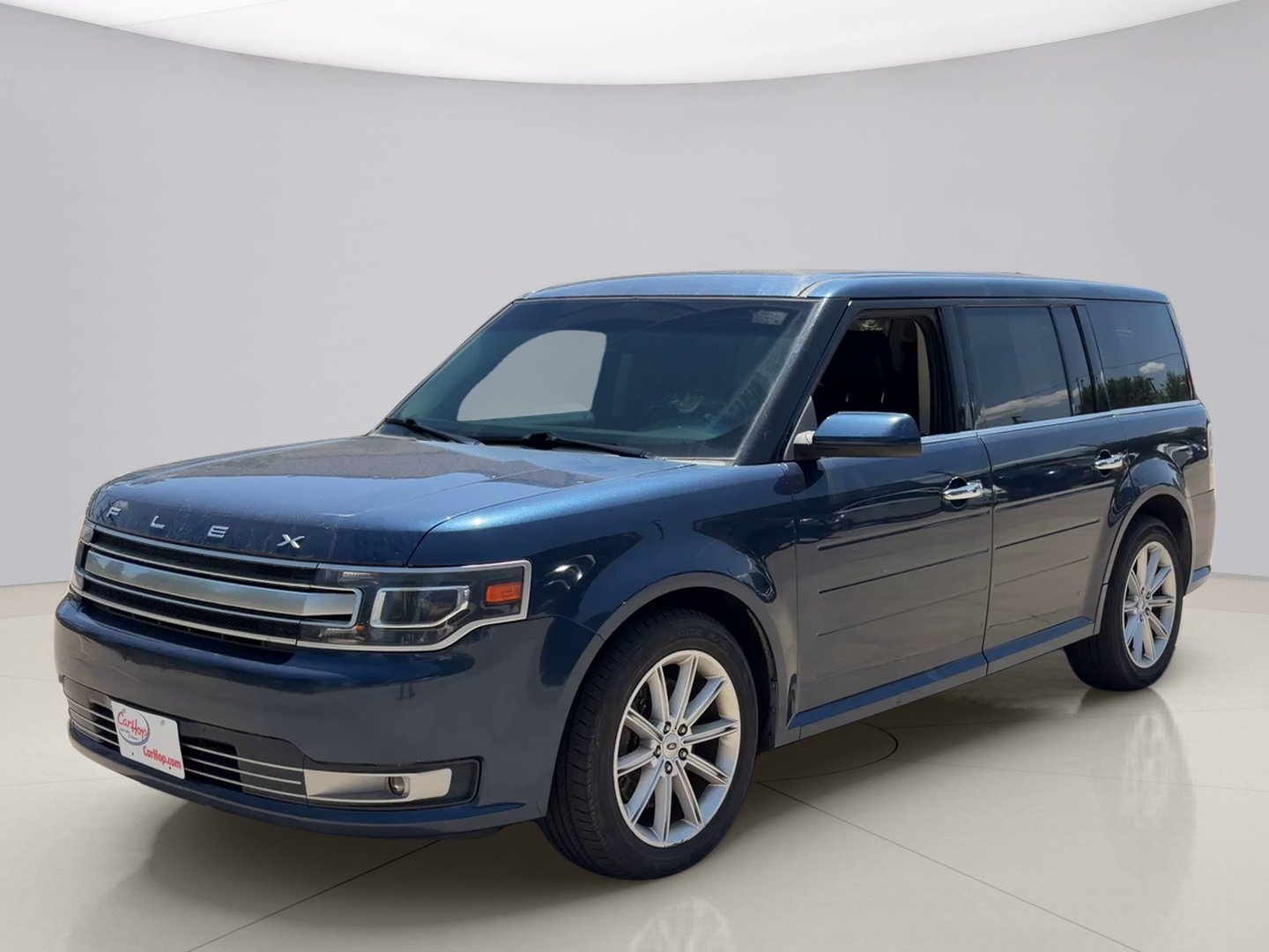 Used 2017 Blue Ford LIMITED image 1