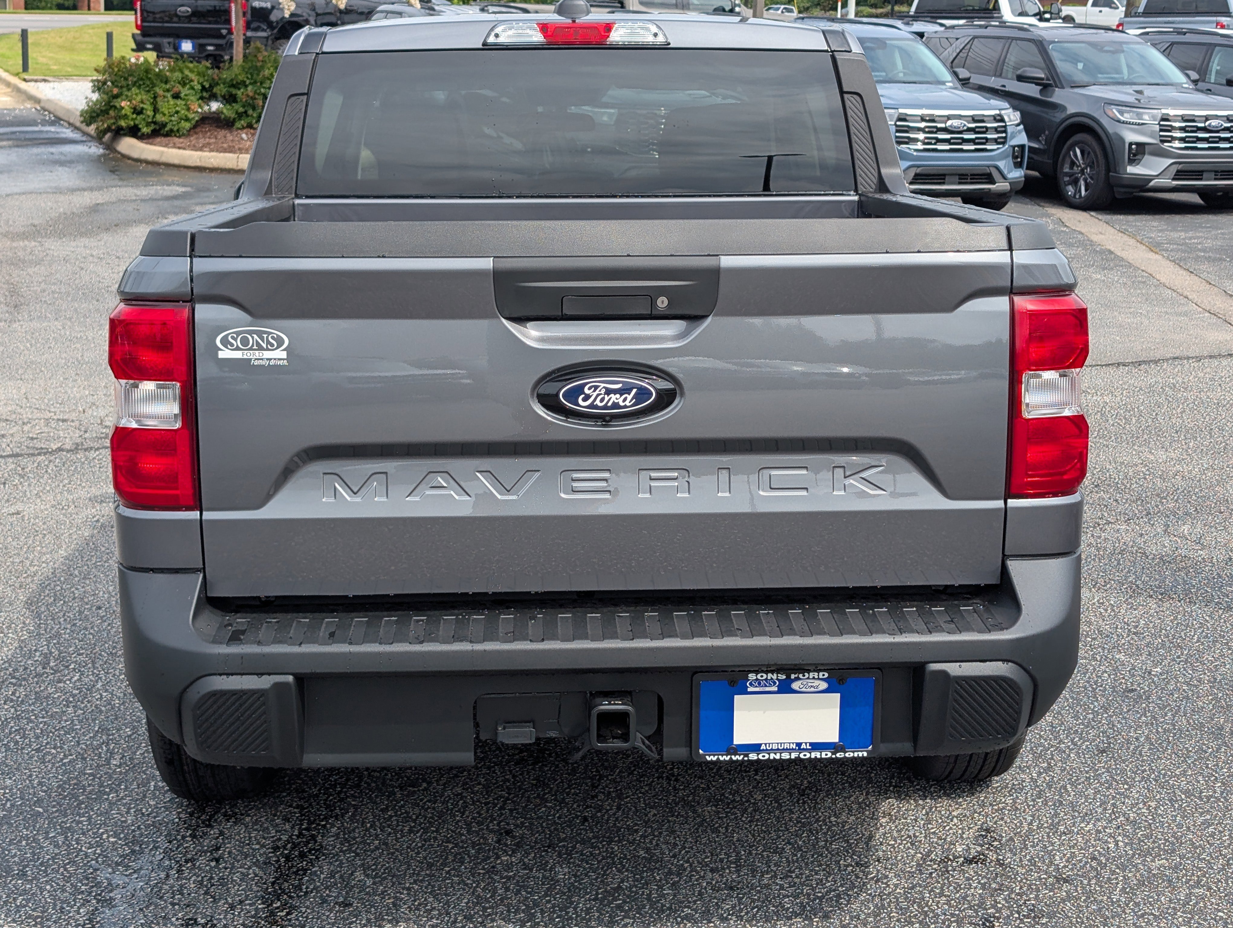 New 2026 Carbonized Gray Metallic FORD XLT image 10