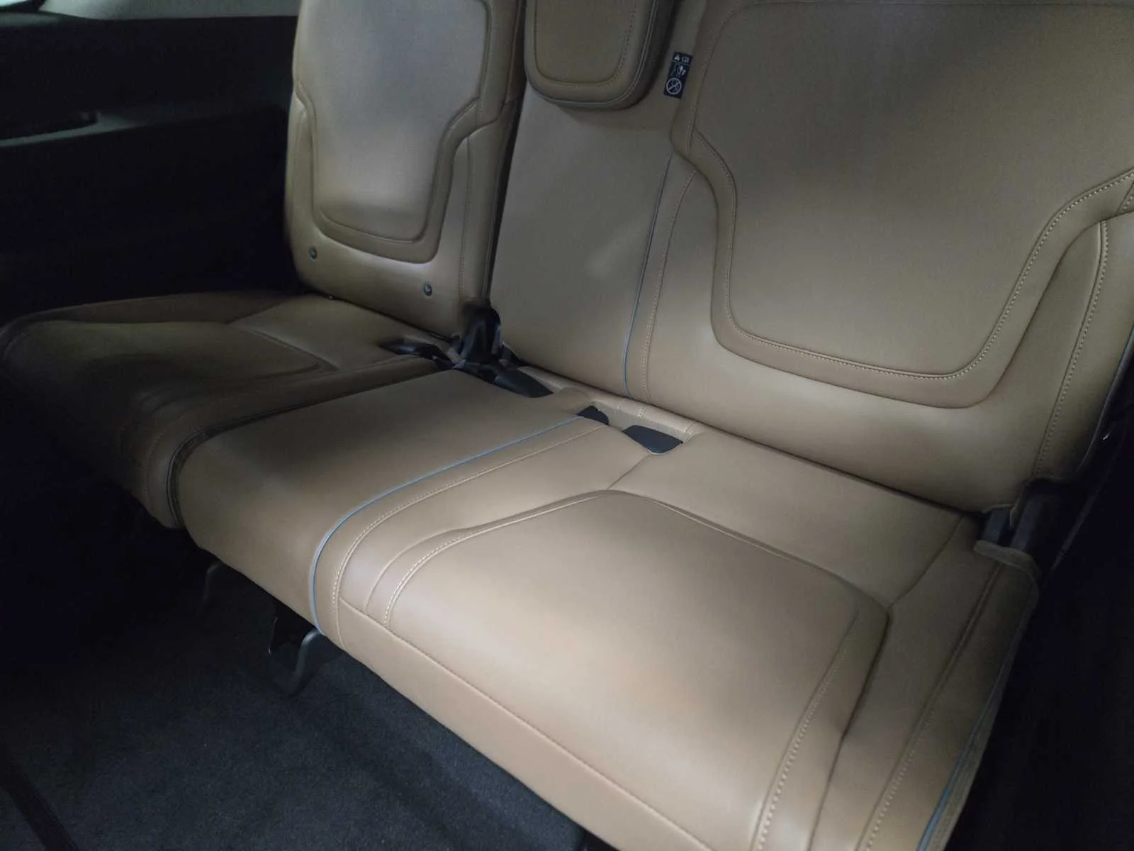 New 2026 RADIANT WHITE INFINITI Luxe 2WD image 19