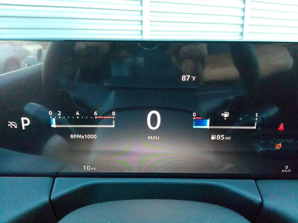 2026 Nissan Armada SV - Photo 39