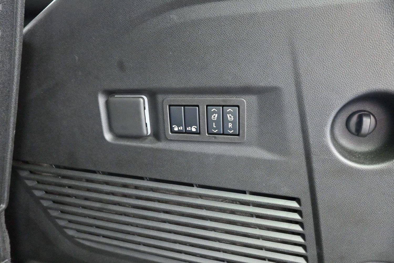 Used 2025 Black Chevrolet RST image 10