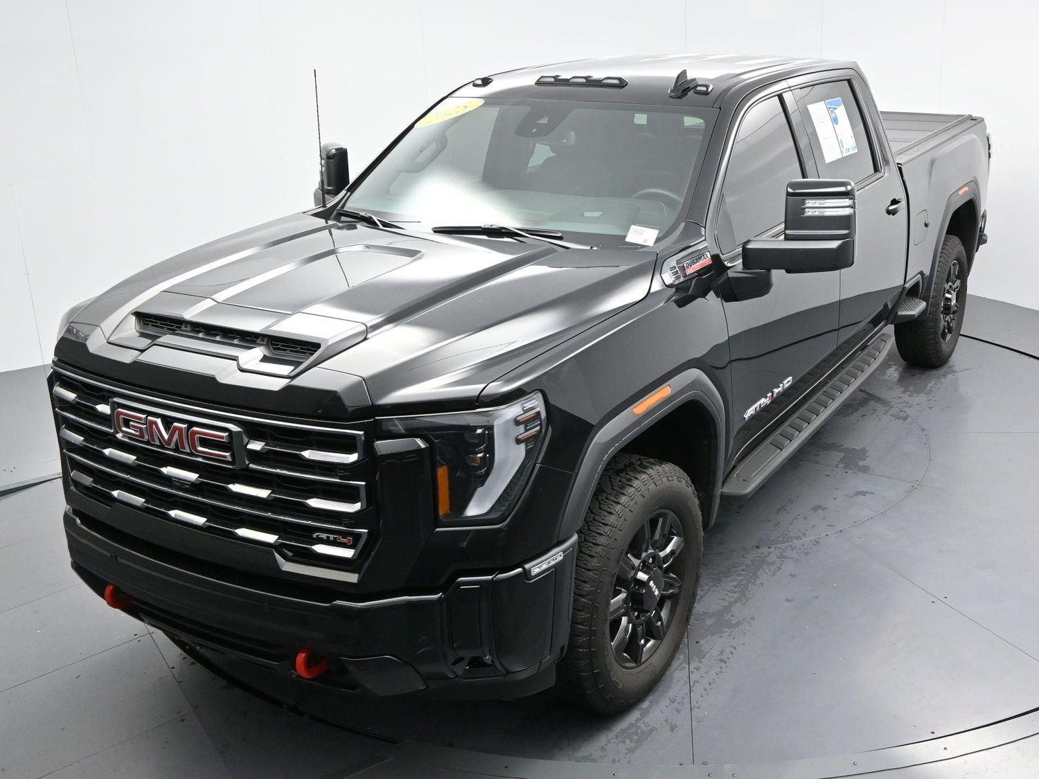 Used 2025 Onyx Black GMC AT4 image 42