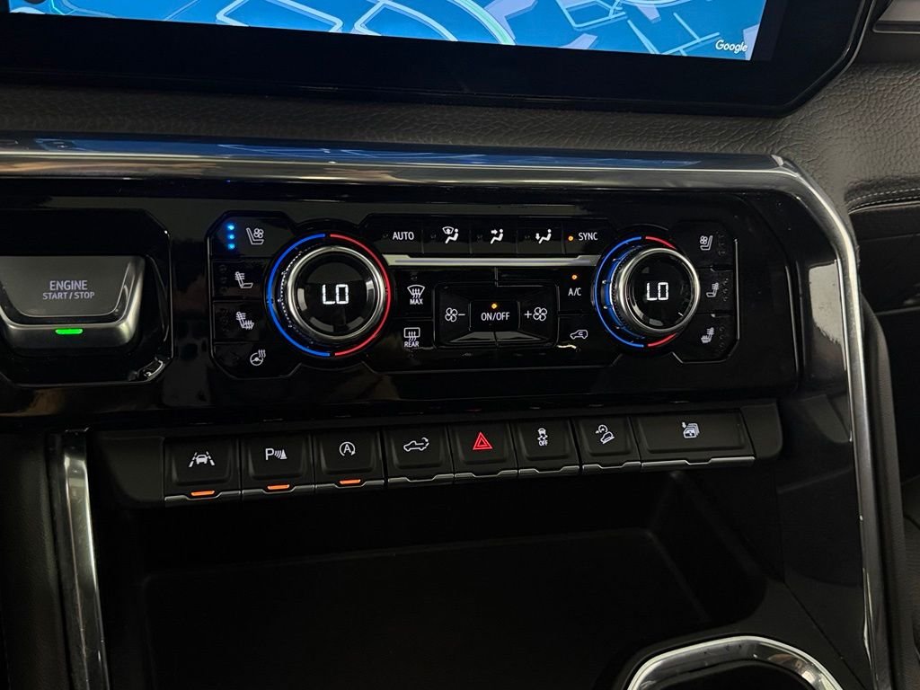 Used 2024 Onyx Black GMC Denali image 21