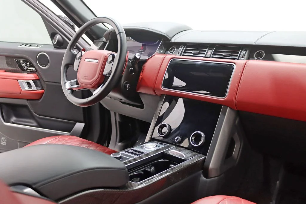 Used 2021  Land Rover SVAutobiography image 37