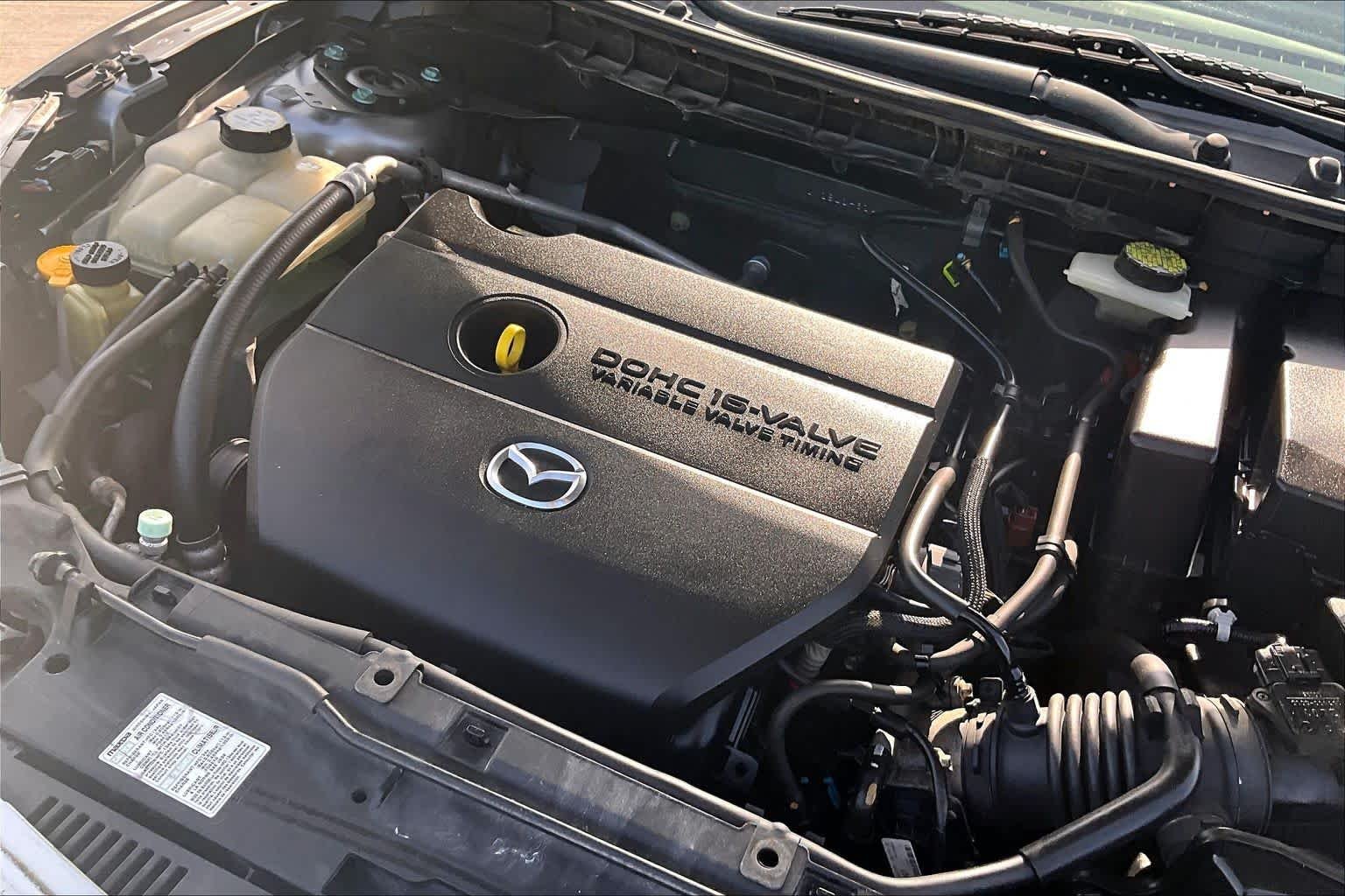 Used 2010 Liquid Silver Metallic Mazda s Sport image 31