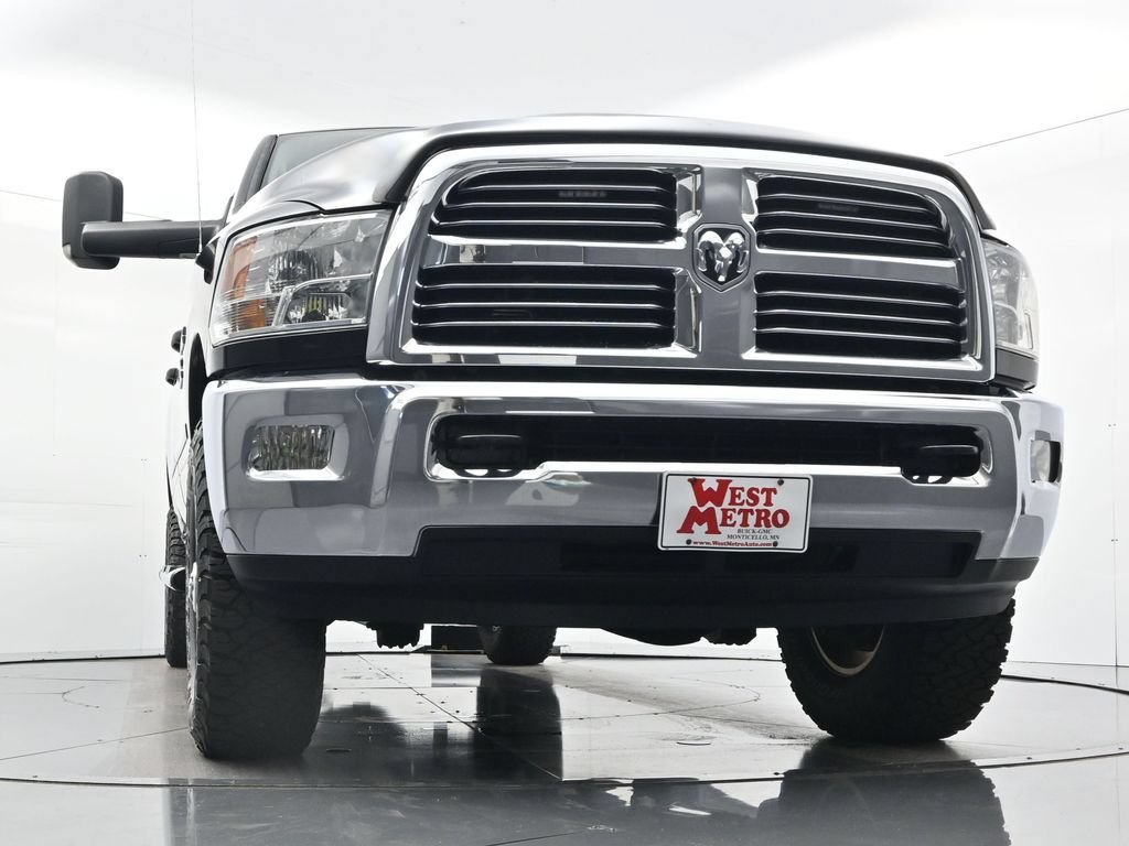 Used 2016 Brilliant Black Crystal Pearlcoat Ram Big Horn image 36