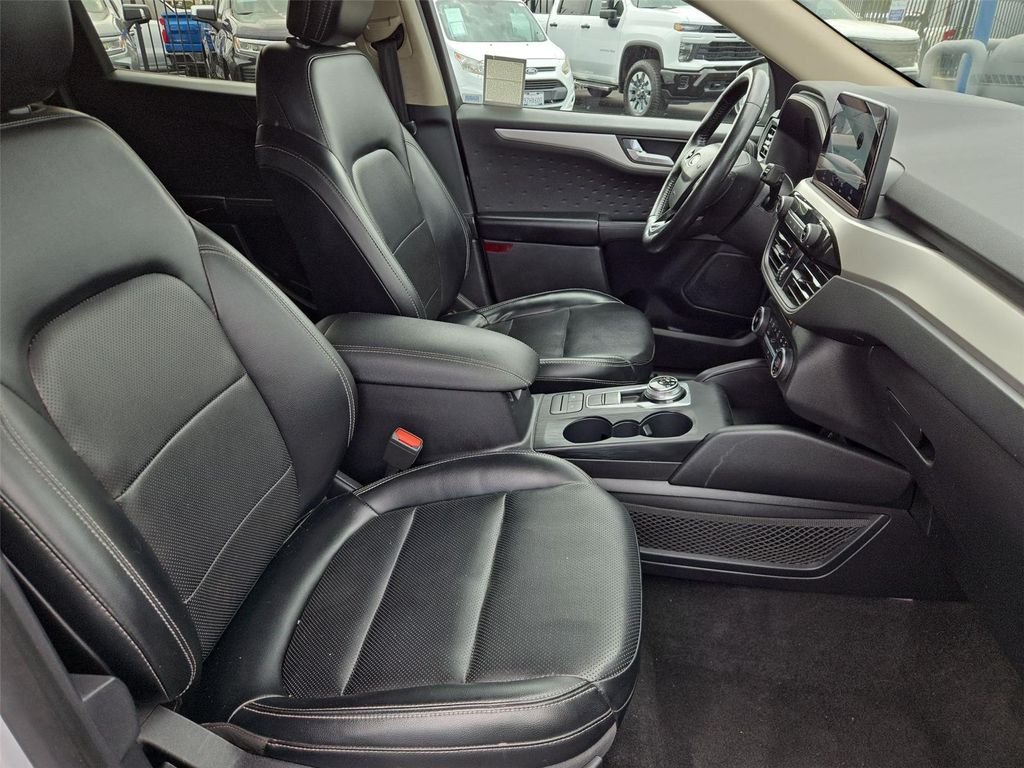 Used 2020 Silver Ford SEL image 19