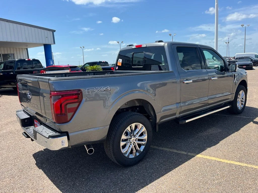 2025 Ford F-150 Lariat - Photo 5