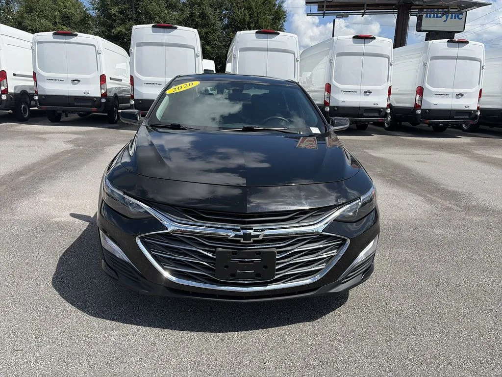 Used 2020 Black Chevrolet RS image 10