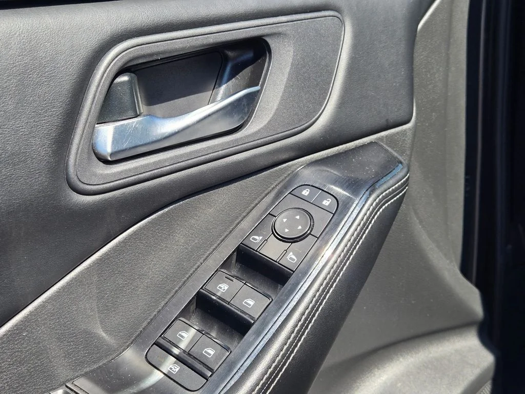 Used 2025 Gray Nissan SV image 20