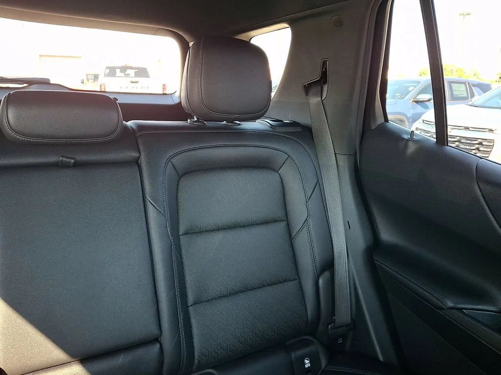 Used 2025 Cacti Green Chevrolet LT image 21