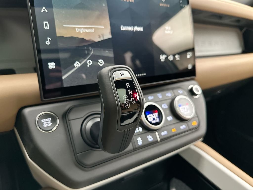 New 2026 Woolstone Green Land Rover S image 13