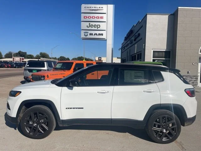 2026 Jeep Compass Limited Altitude 4X4's photo